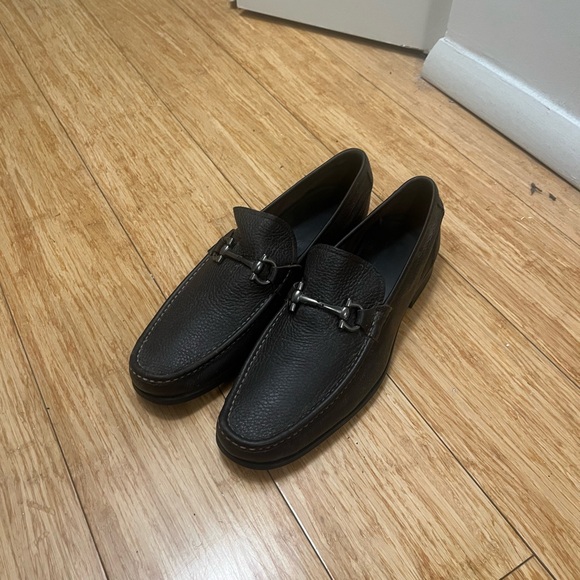 Salvatore Ferragamo Brown Pebbled Leather Loafer Gancini Bit US 10.5 EE